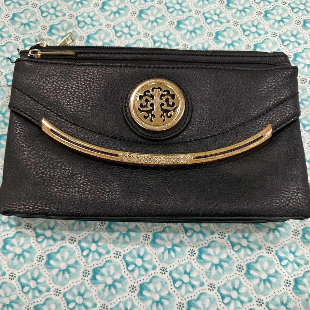 Black purse